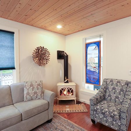Enchanted Cottages By The Sea Seaview ภายนอก รูปภาพ